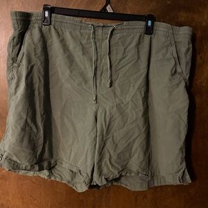 26/28w Green Womens Shorts With Elastic Waist